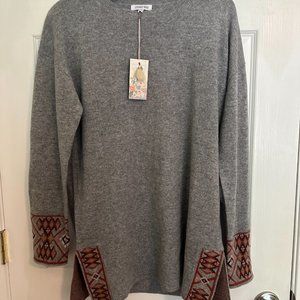 NEW with tag!  Johnny Was Cashmere/Wool Sweater Size M